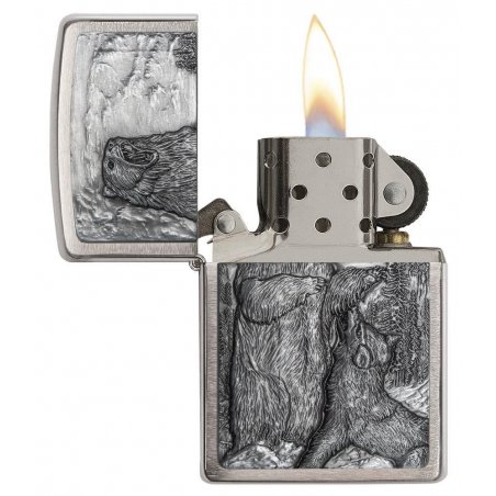 BRICHETA ZIPPO BRUSHED CHROME EMBLEM ATTACHED BEAR VS. WOLF oferta