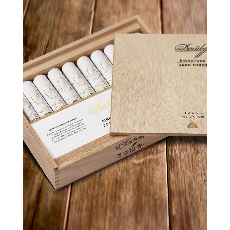Trabucuri Davidoff Signature 2000 Tubos (20)