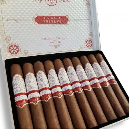 Trabucuri Rocky Patel Grand Reserve Robusto 10 oferta trabucuri