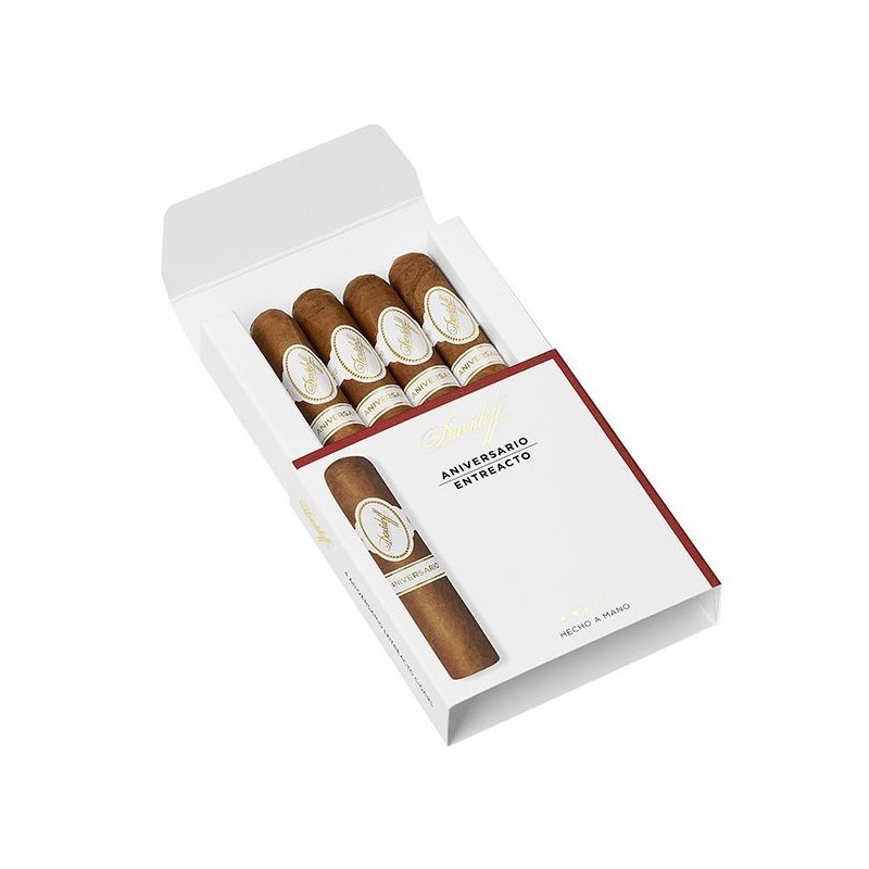 Trabucuri Davidoff Aniversario Entreacto Short Corona 4