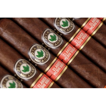 Trabucuri Joya de Nicaragua Clasico Medio Siglo Robusto 25