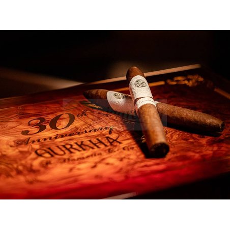 Trabucuri Gurkha Treinta 30th Anniversary Robusto 20 fumez trabuc