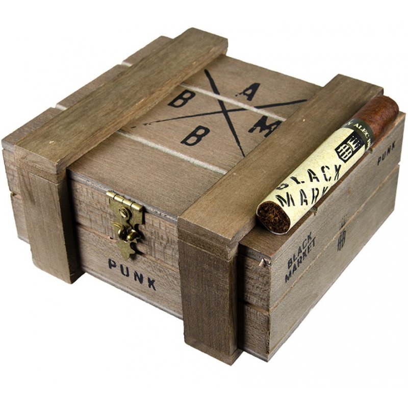 Trabucuri Alec Bradley Black Market Punk 24 magazin trabucuri