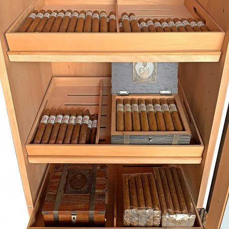 Humidor trabucuri Tower of Power Oak 3000 Cigar oferta