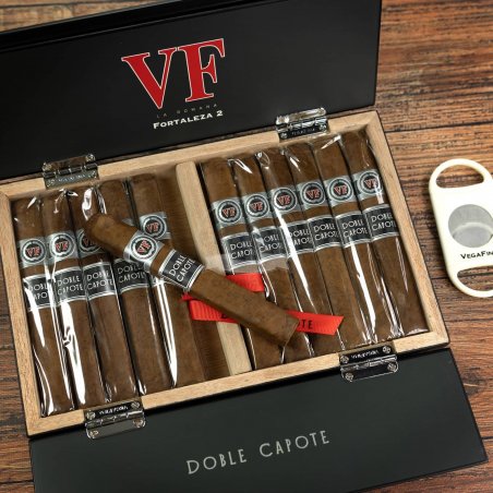 Trabucuri Vega Fina Fortaleza 2 Doble Capote Toro Extra (12)