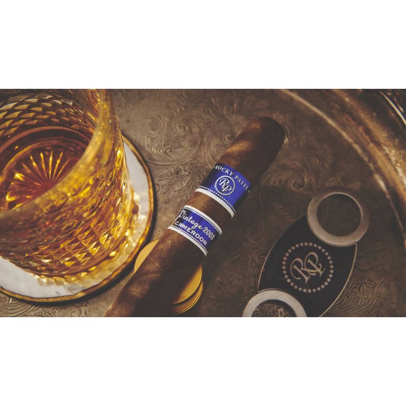 Trabucuri Rocky Patel Vintage 2003 Robusto (5) Reduceri