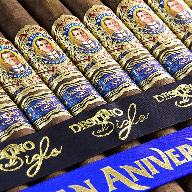 Trabucuri Arturo Fuente Destino al Siglo de Pasion (13) O Experiență de Lux