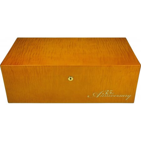 Humidor Gurkha 35th Anniversary Gold Limited Edition cu 75 trabucuri