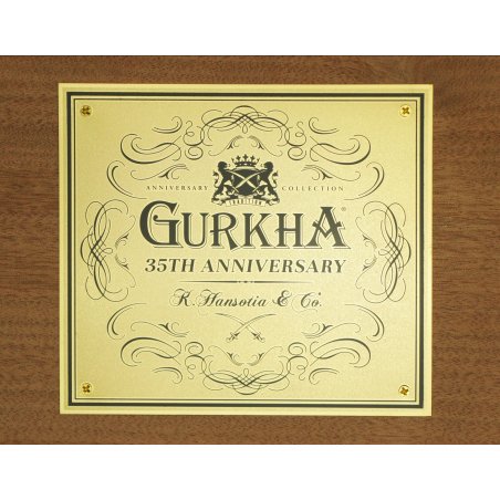 Humidor Gurkha 35th Anniversary Gold Limited Edition cu 75 trabucuri
