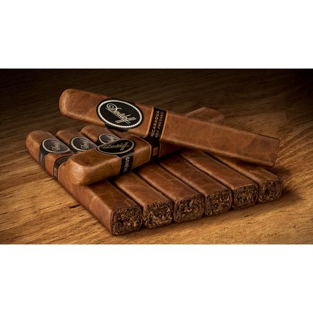 Trabucuri la reducere Davidoff Nicaragua Box-Pressed Robusto 20