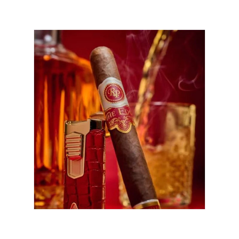 Trabucuri Rocky Patel Edge 20th Anniversary Robusto 5 reduceri