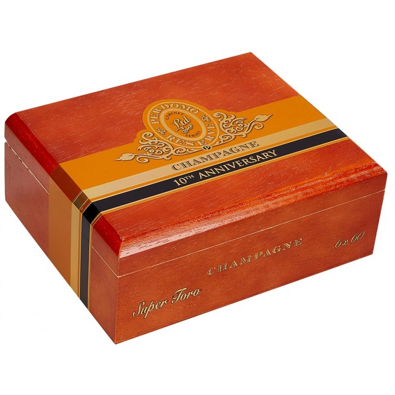 Trabucuri Perdomo 10th Anniversary Connecticut Super Toro 25