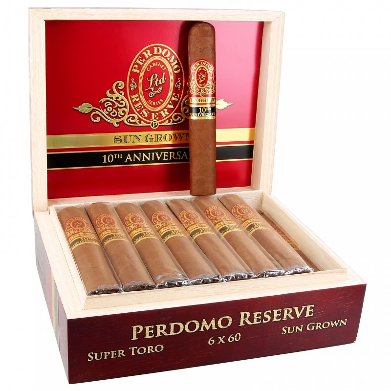 Trabucuri Perdomo Reserve 10th Anniversary Sun Grown Super Toro (25)