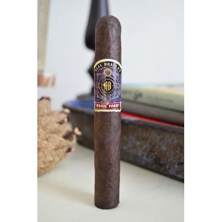 Trabucuri Alec Bradley Magic Toast Toro 24 Reduceri