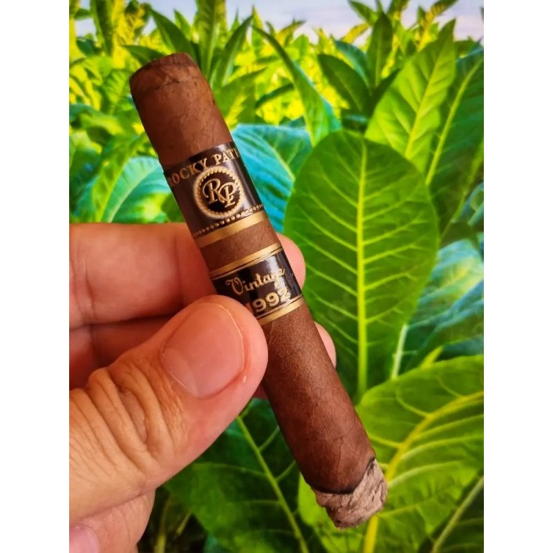 Trabucuri Rocky Patel Vintage 1992 Junior 50 reduceri