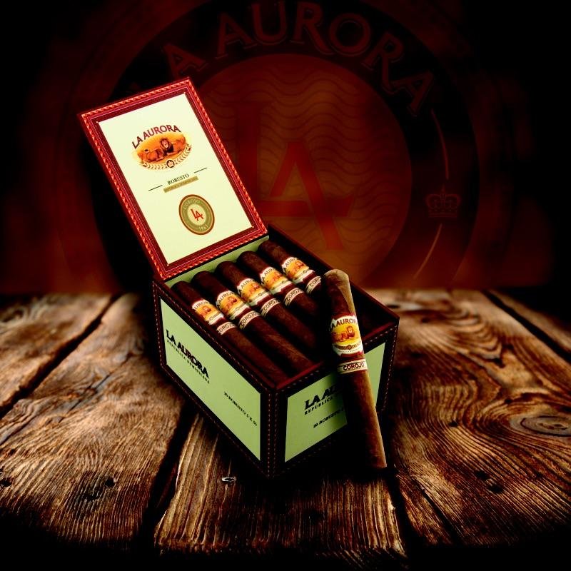 Trabucuri La Aurora Corojo 1962 Toro (20) cel mai bun pret