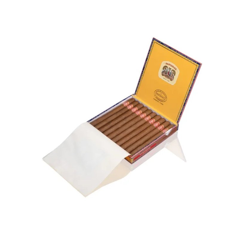 Trabucuri cubaneze Partagas Lusitanias (10)