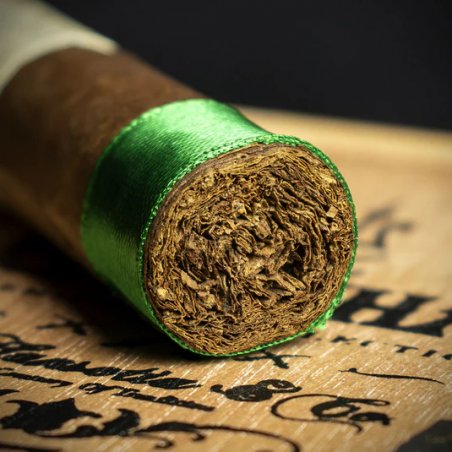 Trabucuri Gurkha Heritage Robusto Corto 15