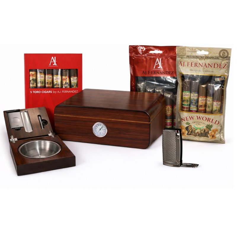 Set humidor trabucuri A.J. Fernandez cu accesorii