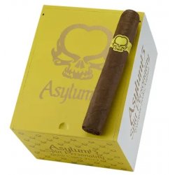 Trabucuri Asylum Split Personality Petit Corona (Banane) (25)