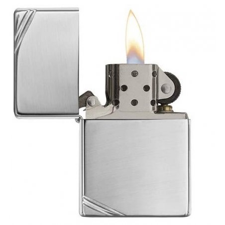 Bricheta Zippo 230 Vintage Brushed Chrome Slashes
