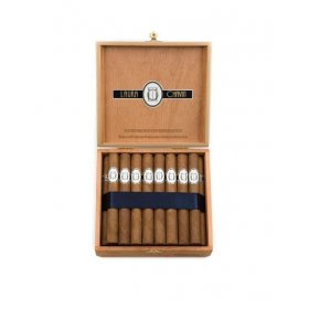 Trabucuri Laura Chavin L or de Cibao Corona 25