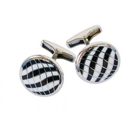 Butoni Alfred Dunhill Sah